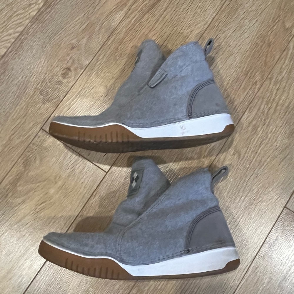 Columbia boots